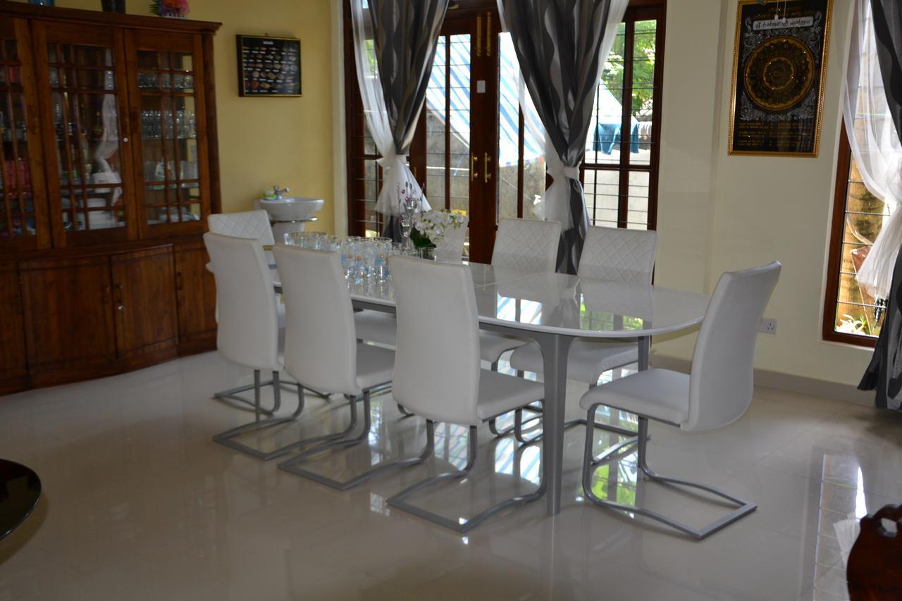 Wis Villa Galle Bagian luar foto